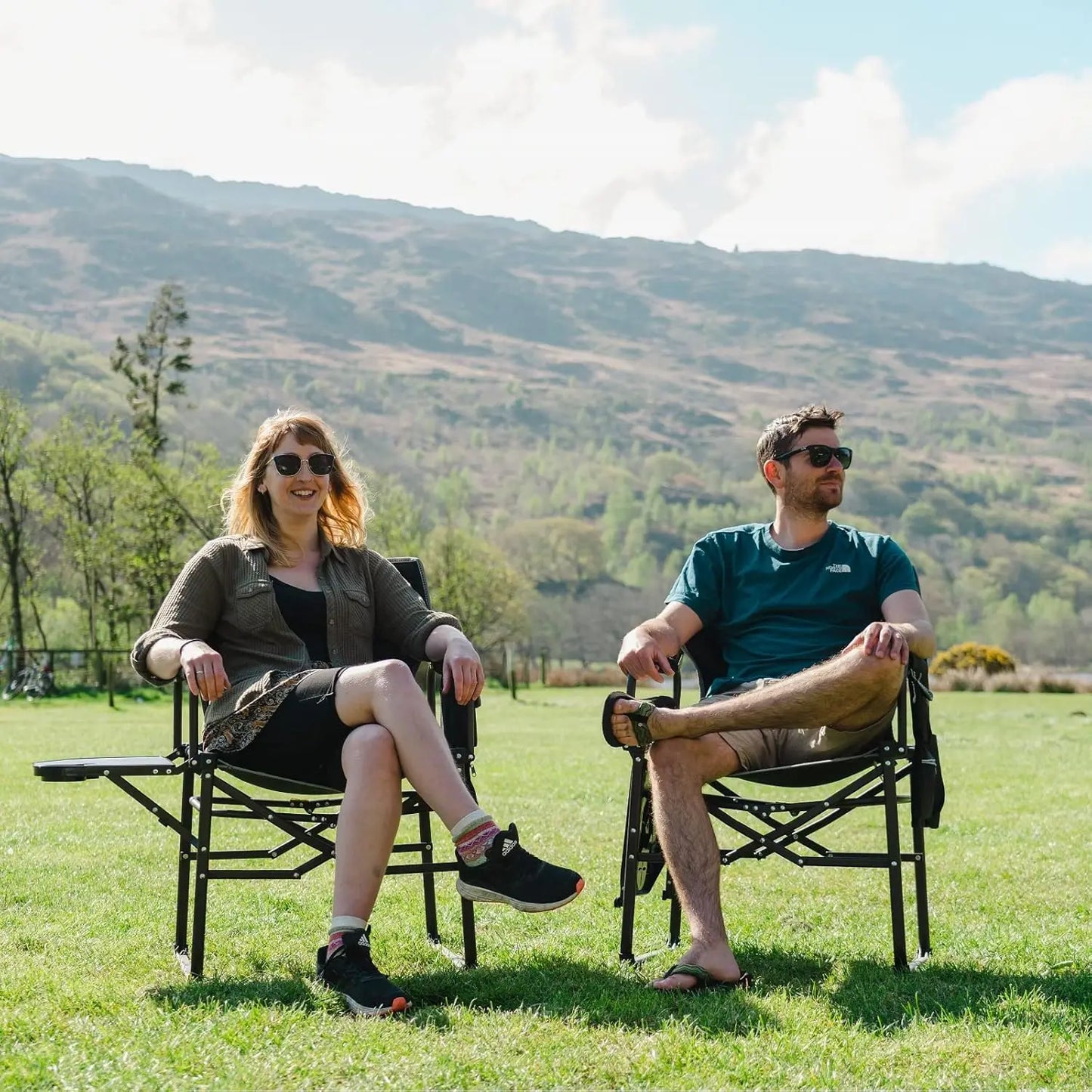 Heavy Duty Oversized Folding Camp Chair With Side Table Pockets